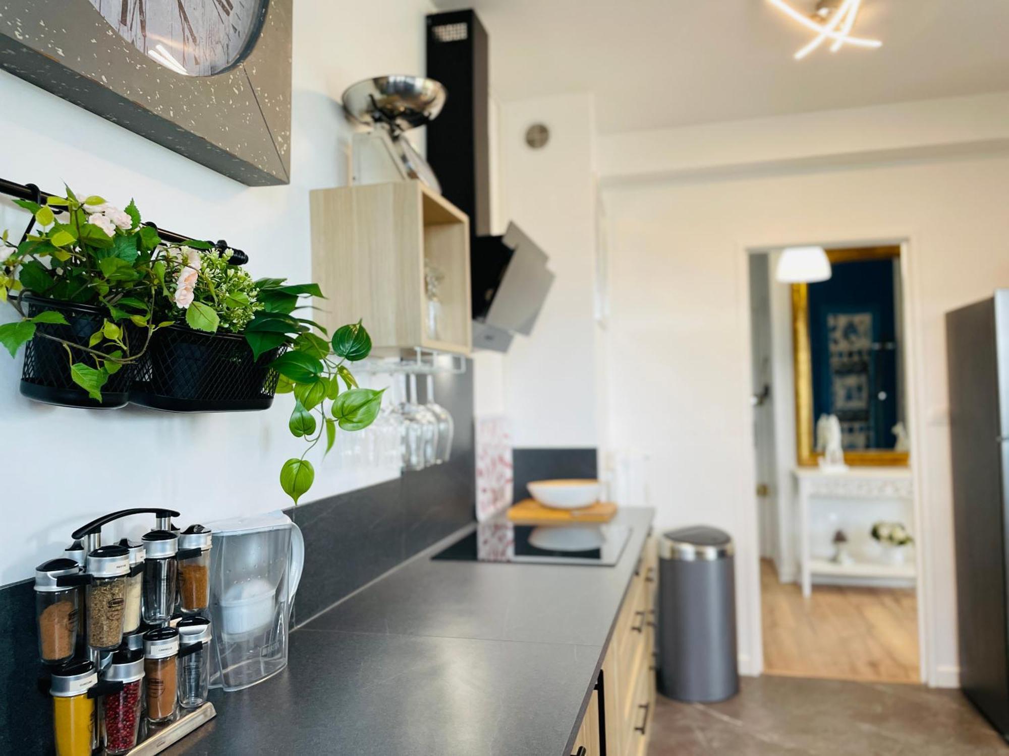 Yucca, Avec Garage Prive Et Balcon Apartment *